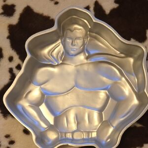 DC Comics Silver Cake Mold